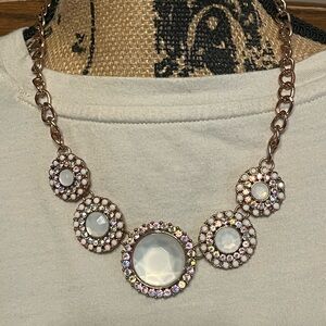 Womens Gold Tone White Flowy Acrylic Stone Borealis Rhinestone Necklace Jewelry